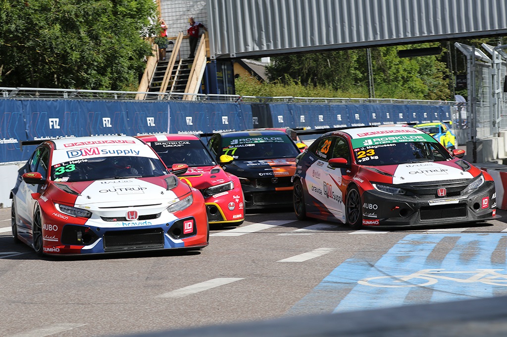 Den moderne TCR Denmark serie kørte en mesterskabsafdeling på den krævende bybane.
(Foto: Motorsporten.dk)